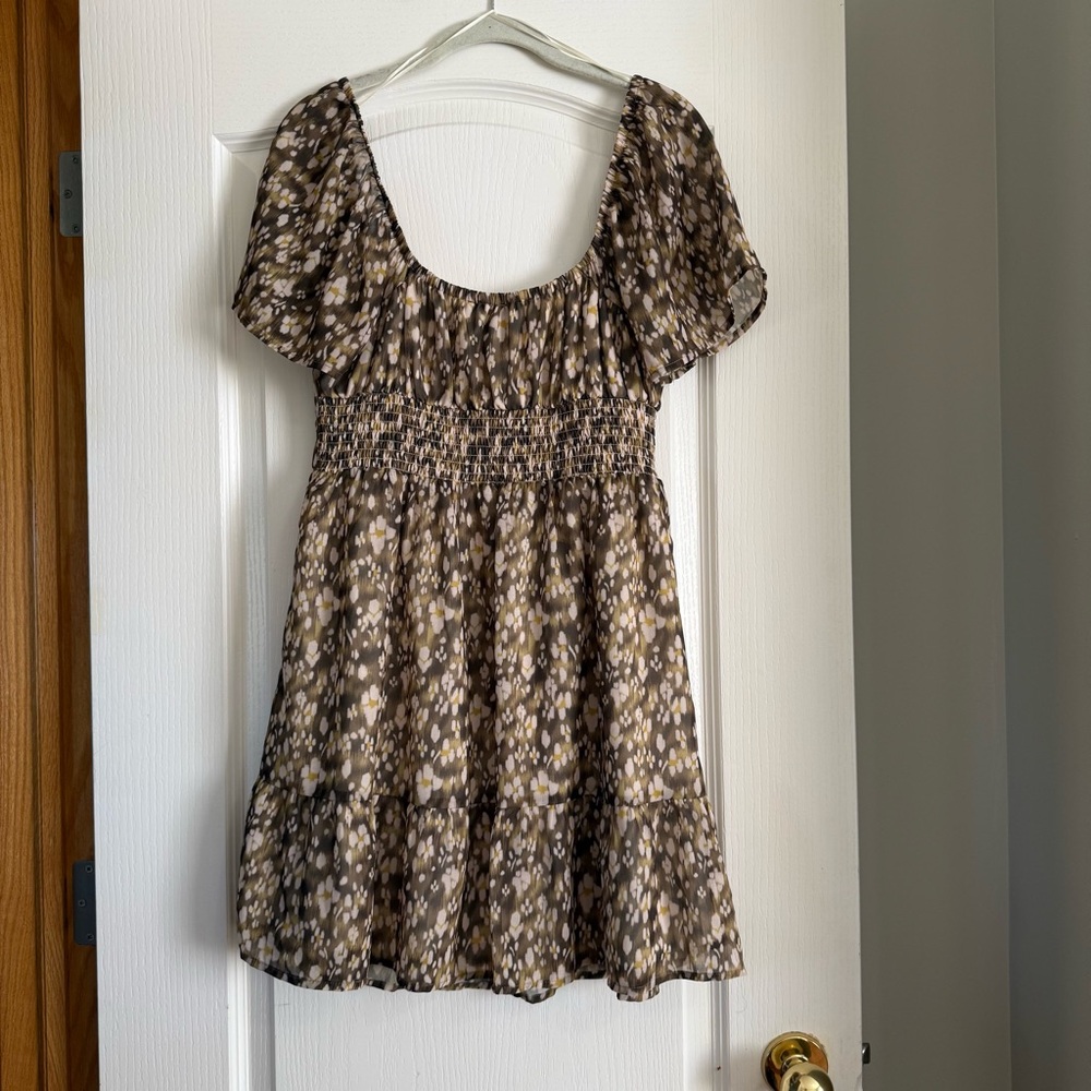 Dynamite Eliza Mini Flare Dress Floral Print Green/Brown - Picture 3 of 5